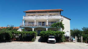 Apartmani Tomislav